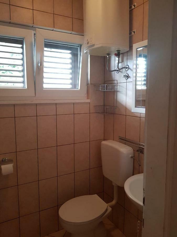 Donji Okrug  Apartman Nino מראה חיצוני תמונה