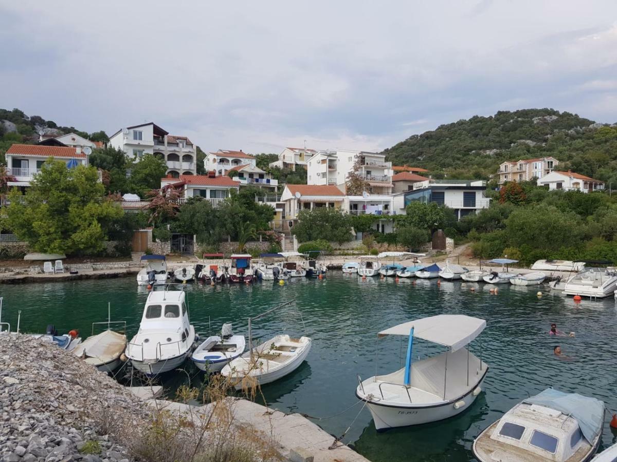 Donji Okrug  Apartman Nino מראה חיצוני תמונה